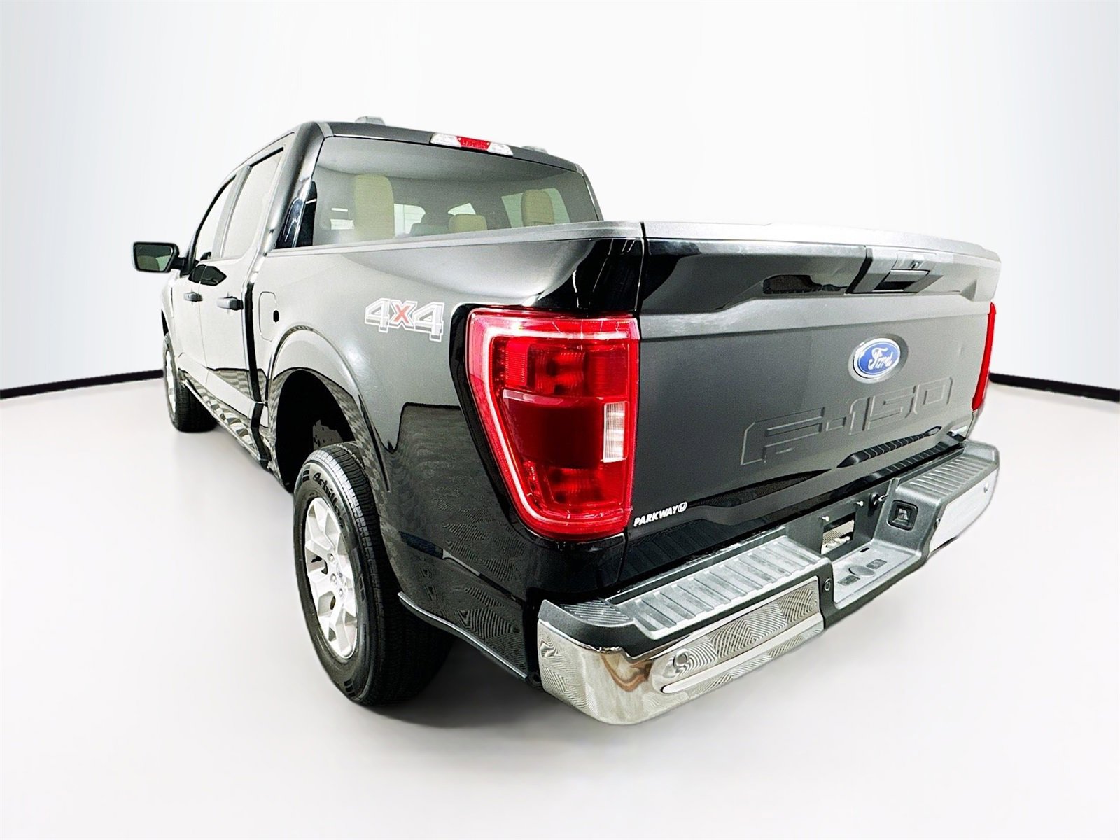 Used 2023 Ford F150 XLT image 5