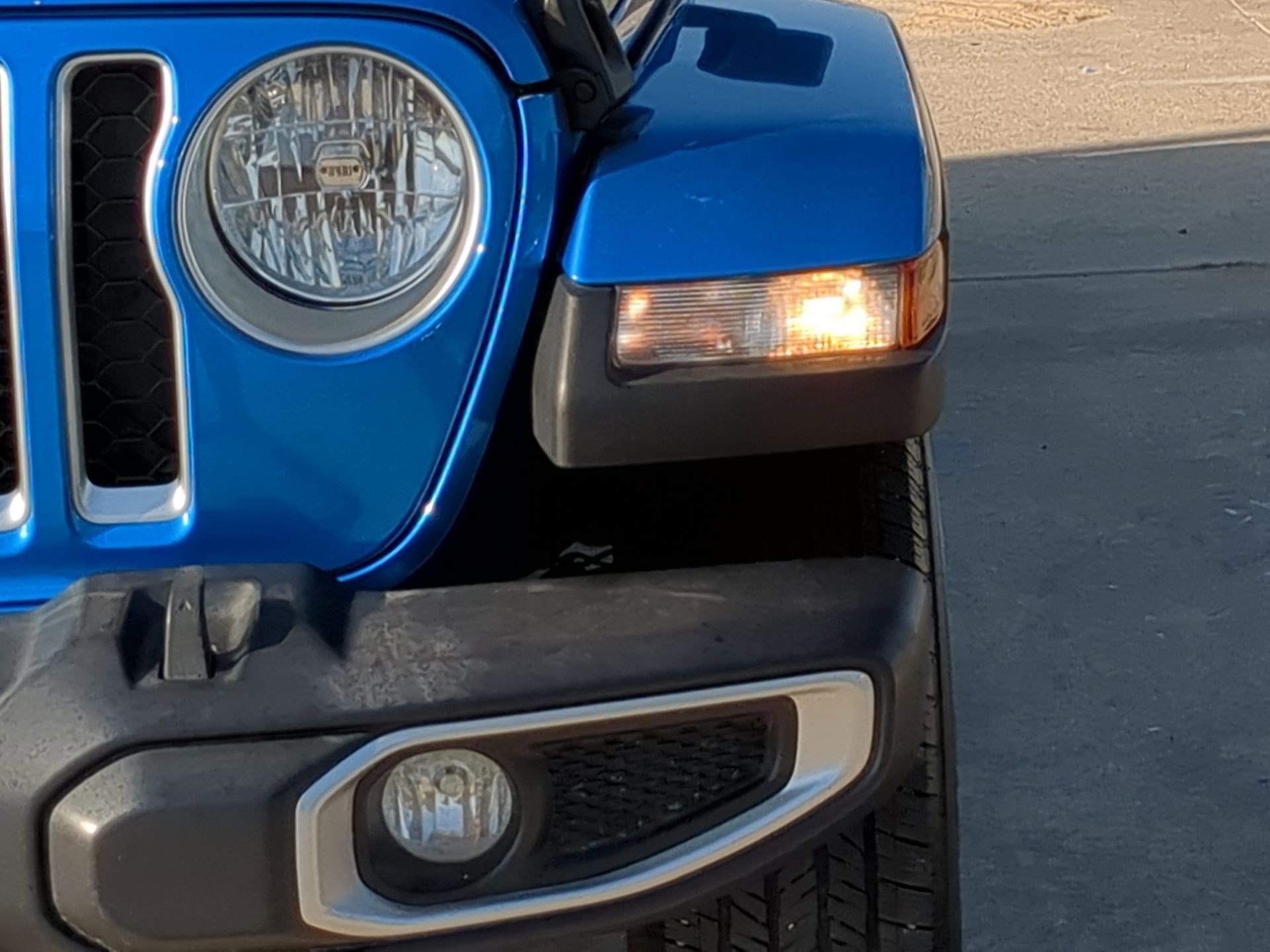 Used 2022 Jeep Gladiator Overland w/ Popular Equipment Package image 10