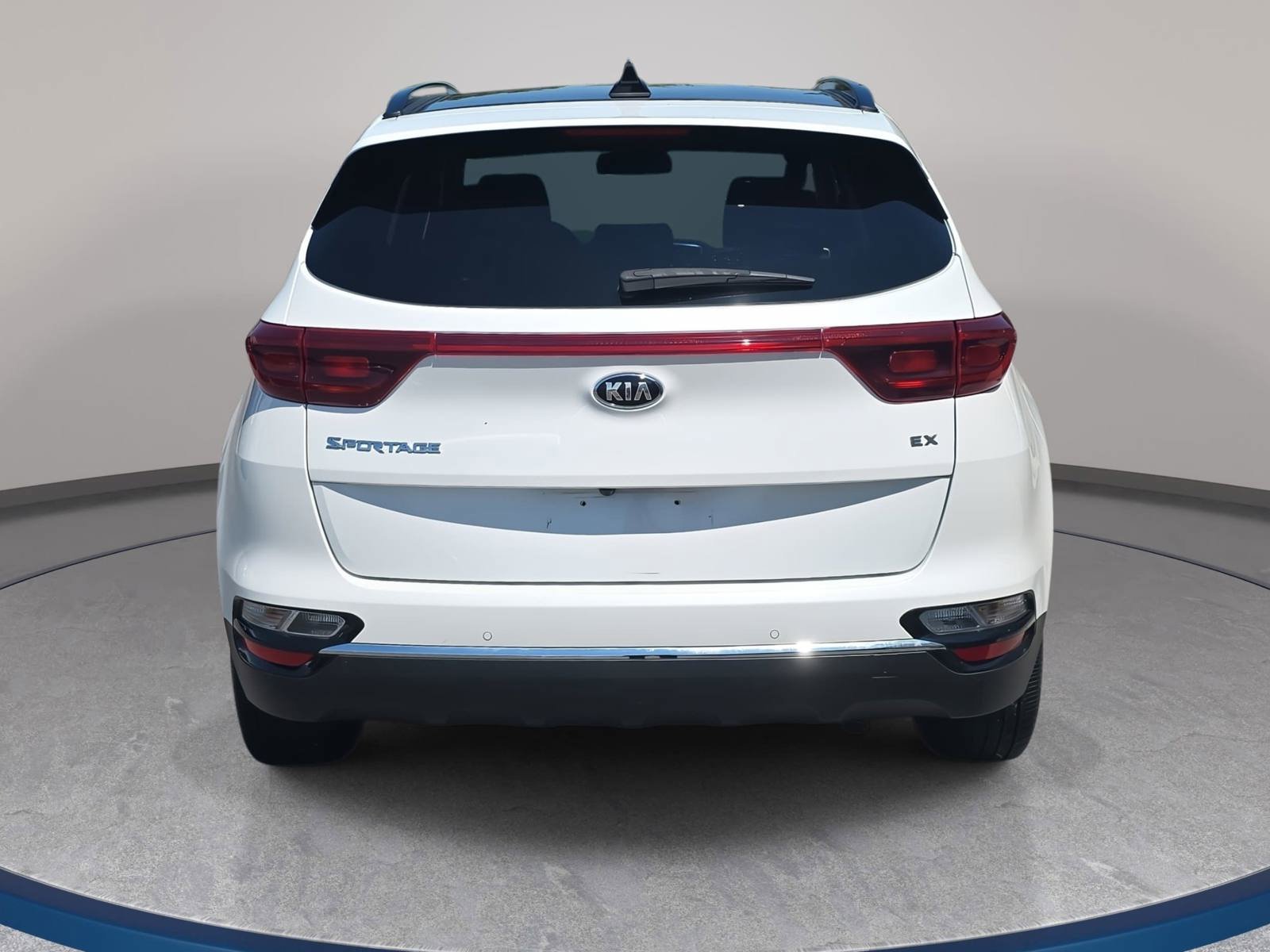 Used 2021 Kia Sportage EX w/ EX Technology Package FWD image 6