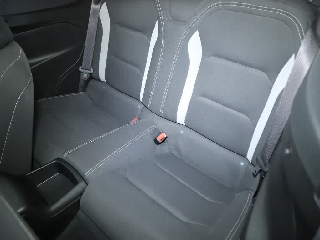 Used 2022 Chevrolet Camaro LT RWD image 17