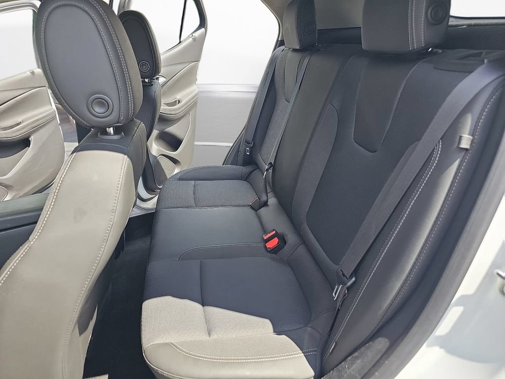 Used 2024 Buick Encore GX Preferred FWD image 13