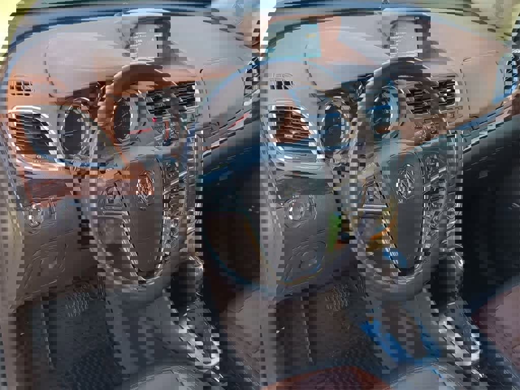 Used 2014 Buick Encore Premium image 2