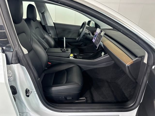 Used 2019 Tesla Model 3 Performance image 27
