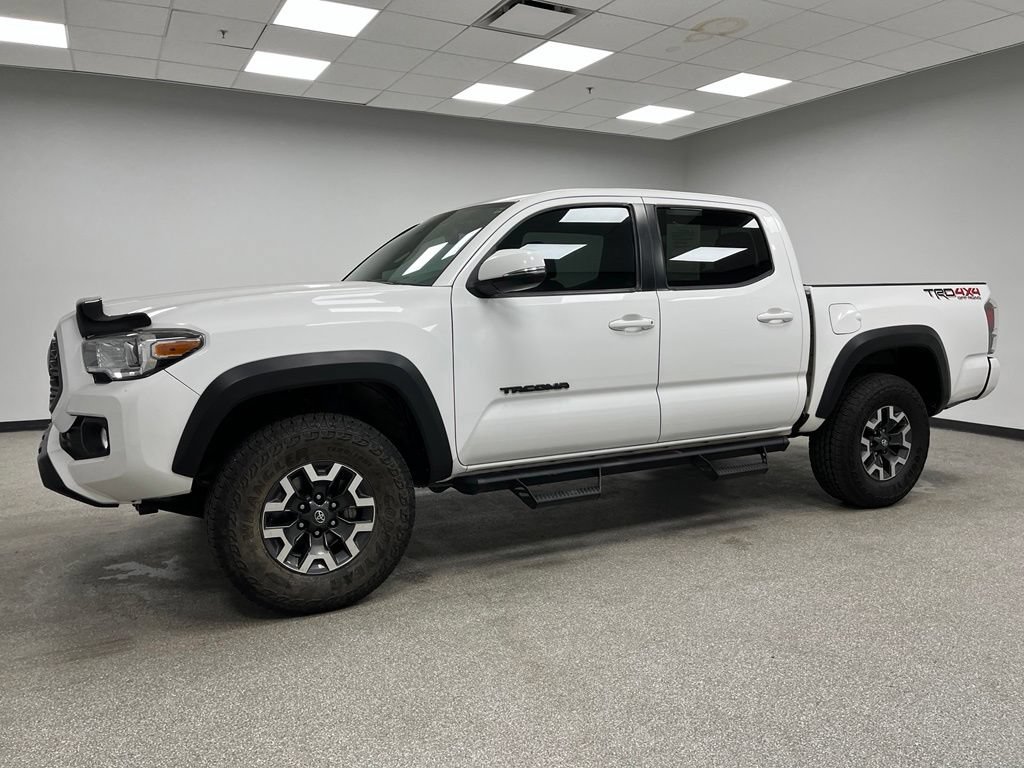 Used 2021 Toyota Tacoma TRD Off-Road w/ Technology Package AWD/4WD image 6