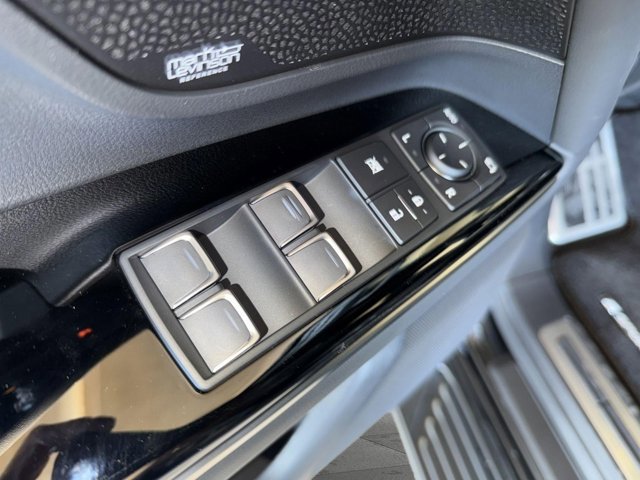 Certified 2025 Lexus LX 700h F Sport image 23