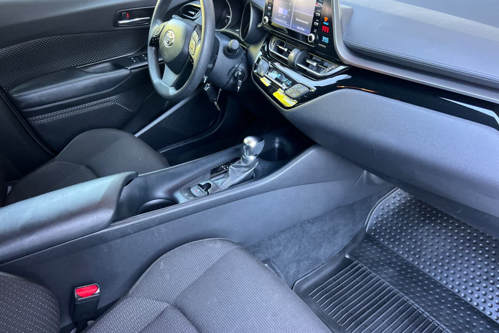 Certified 2019 Toyota C-HR LE FWD image 16