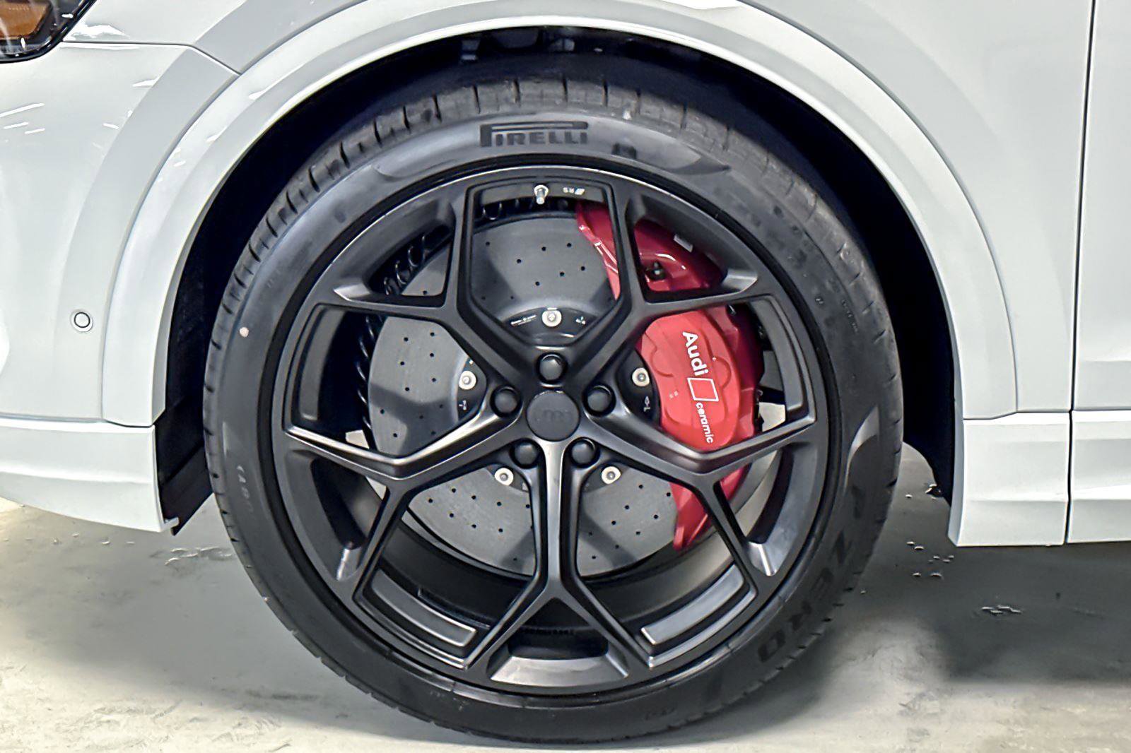 New 2026 Audi RS Q8 performance image 25