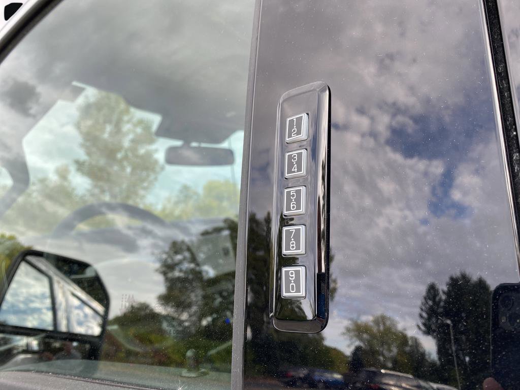 New 2026 Ford F250 Lariat w/ FX4 Off-Road Package image 20