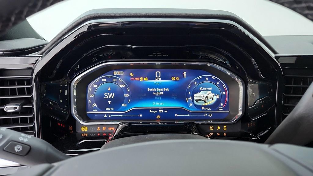 Used 2024 Chevrolet Silverado 2500 High Country w/ Technology Package AWD/4WD image 24