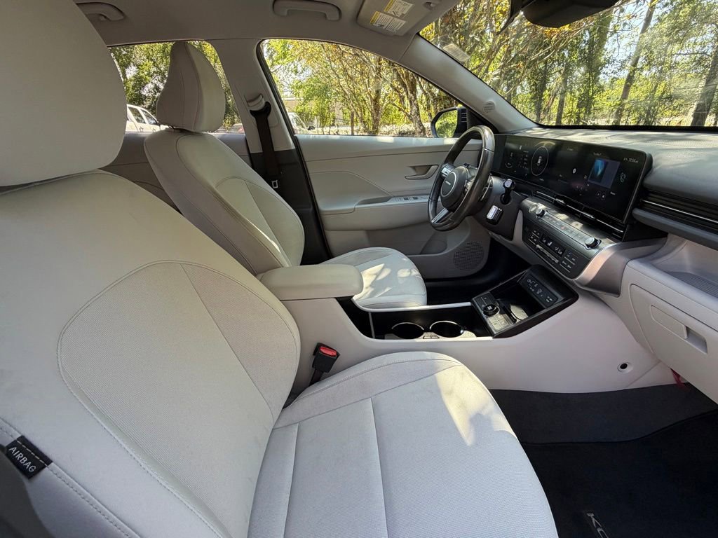 Used 2024 Hyundai Kona SEL w/ Convenience Package FWD image 10