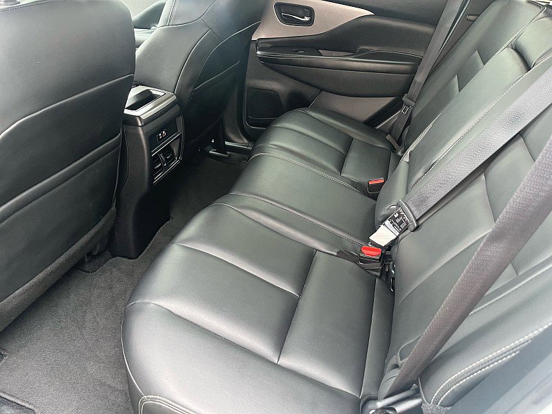 Used 2023 Nissan Murano SV AWD/4WD image 15