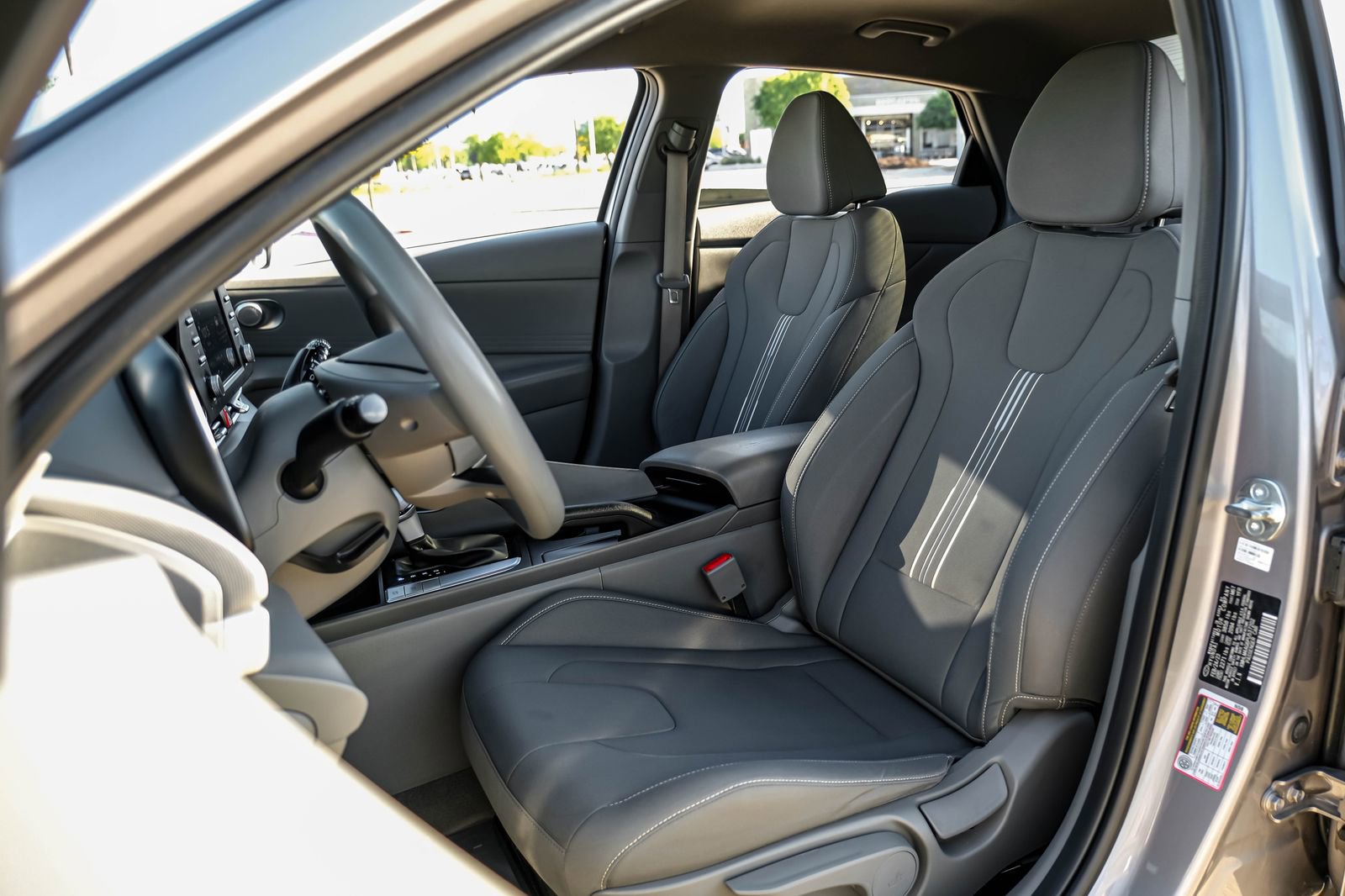 Used 2023 Hyundai Elantra SEL FWD image 26
