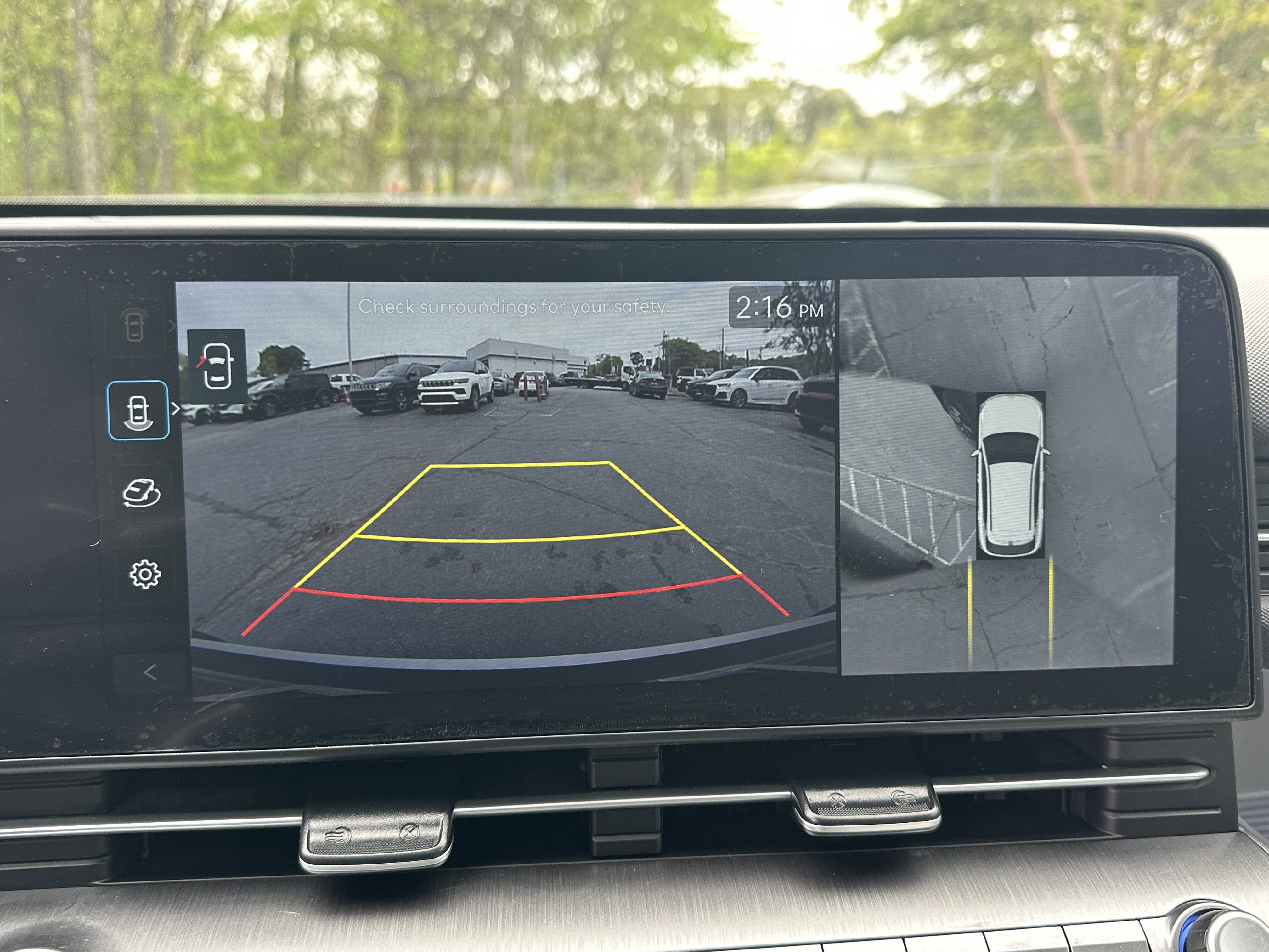 Used 2025 Hyundai Kona Limited image 31