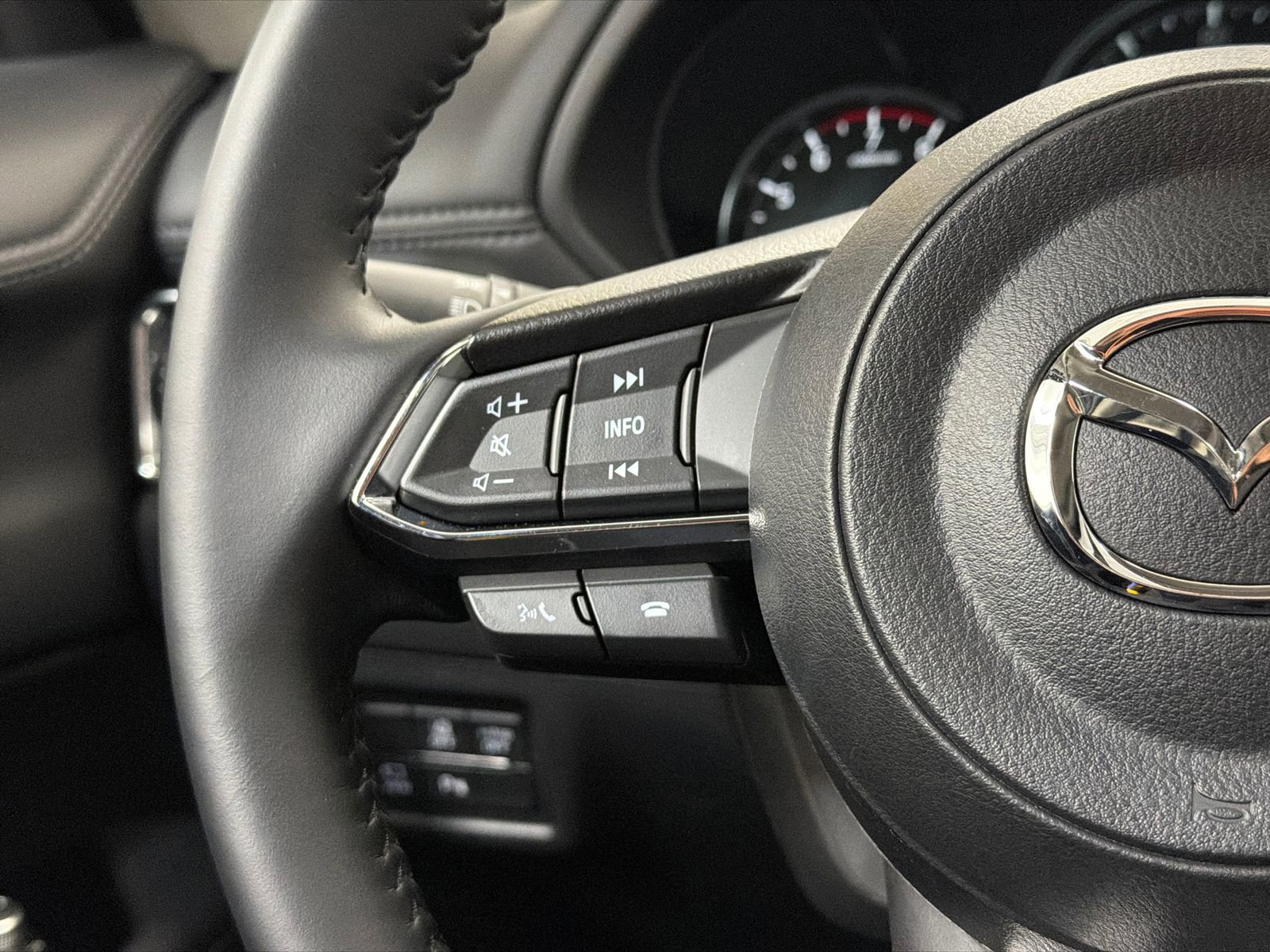 Certified 2025 MAZDA CX-5 AWD 2.5 S image 22