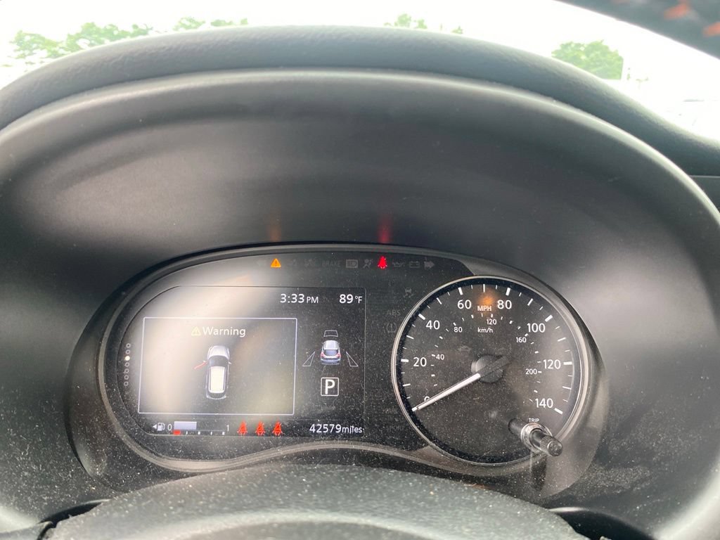 Used 2021 Nissan Kicks SR w/ SR Premium Package FWD image 7