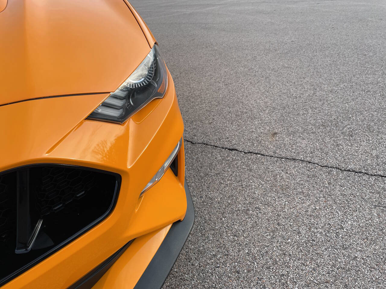 Used 2018 Ford Mustang GT Premium w/ GT Performance Package image 25