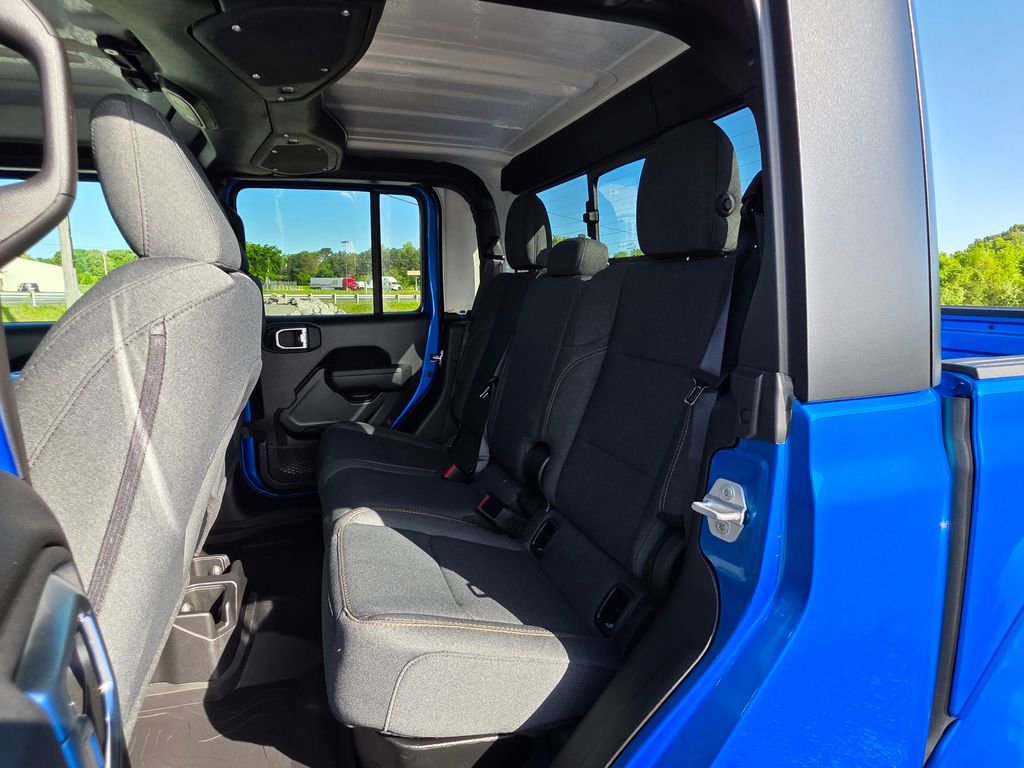 New 2026 Jeep Gladiator Sport AWD/4WD image 31