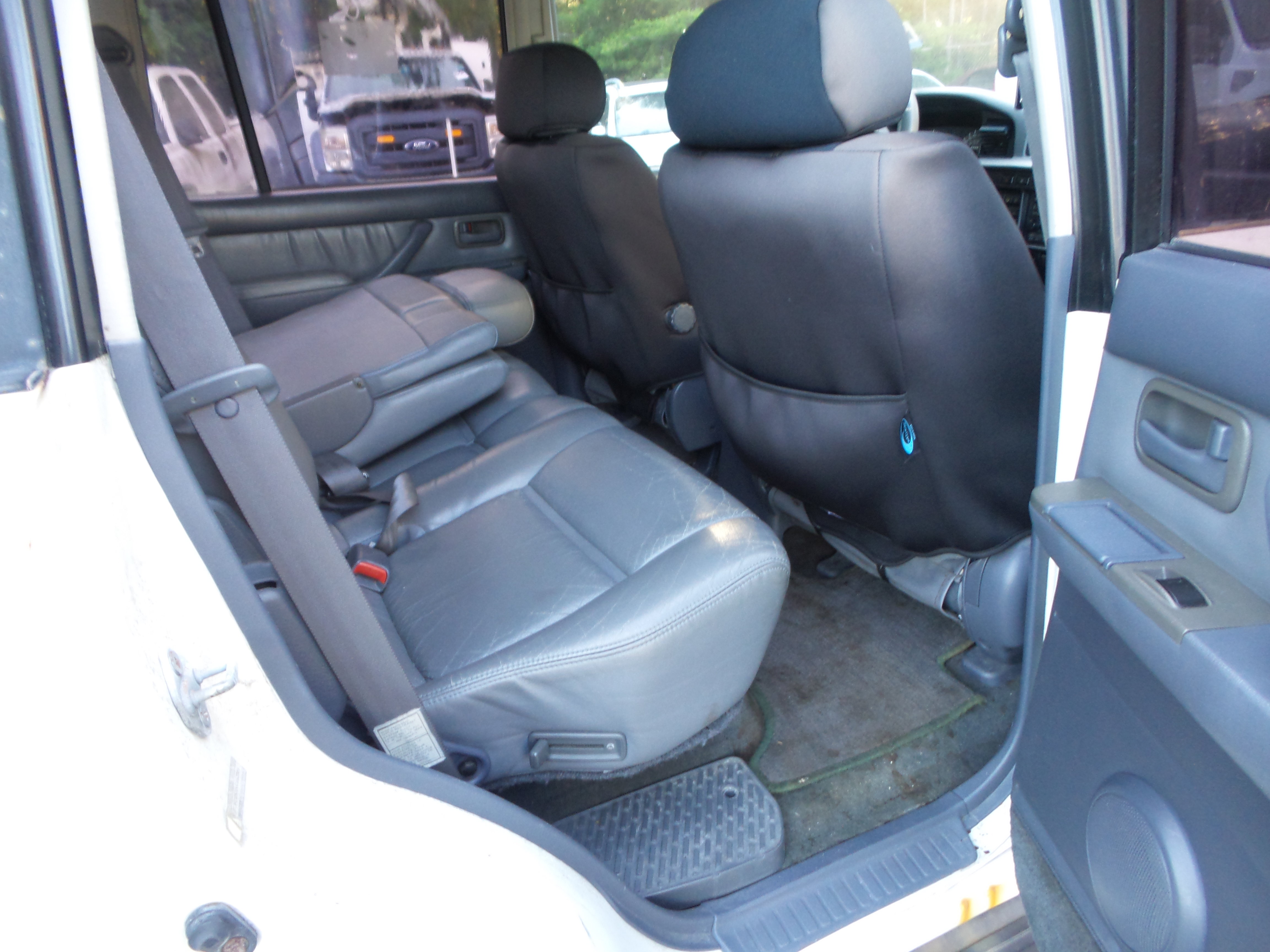 Used 1997 Toyota Land Cruiser w/ Leather Trim Pkg AWD/4WD image 20