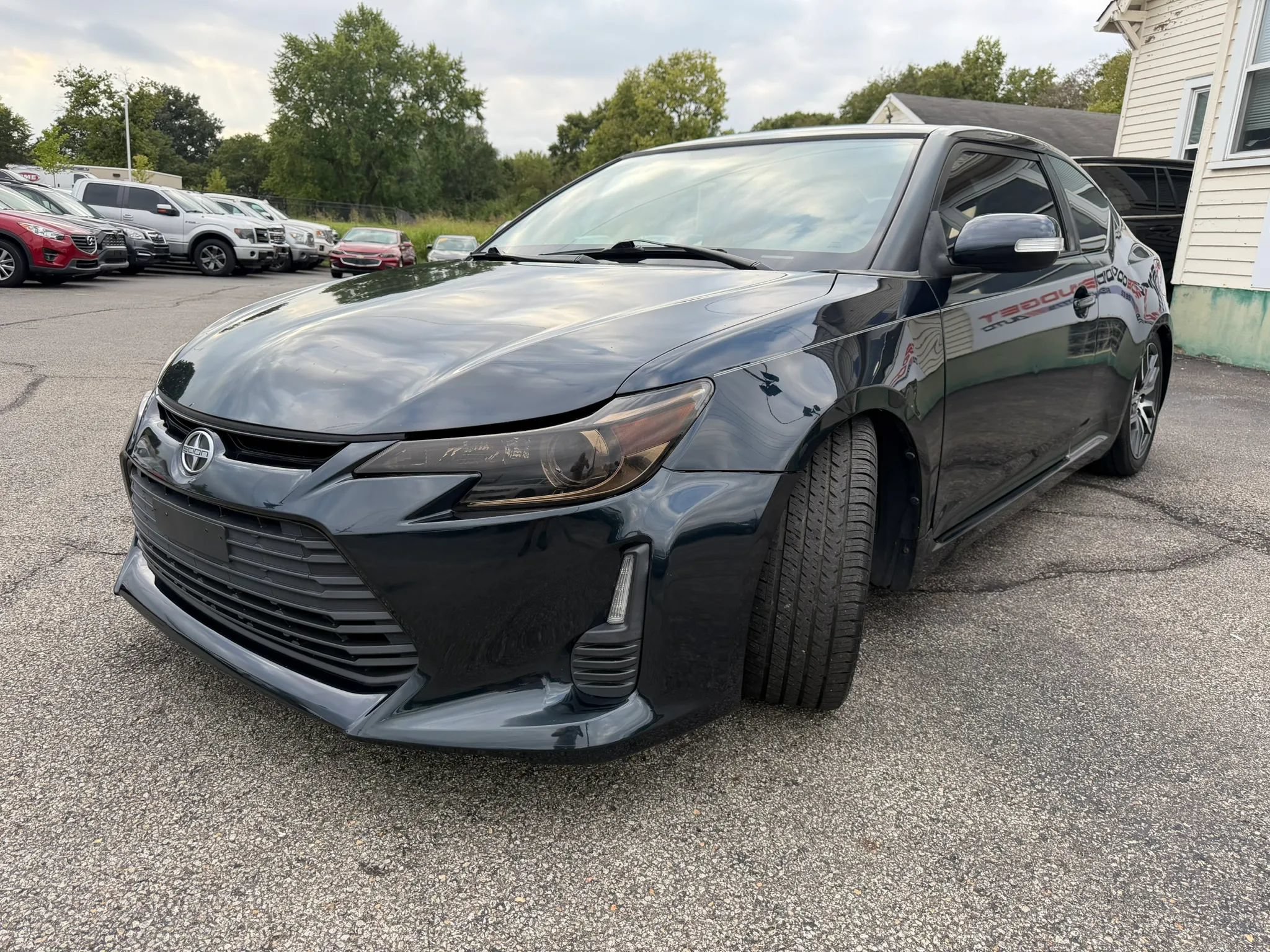 Used 2015 Scion tC FWD image 9