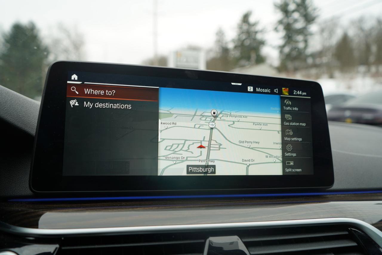 Used 2023 BMW 540i xDrive w/ M Sport Package image 36