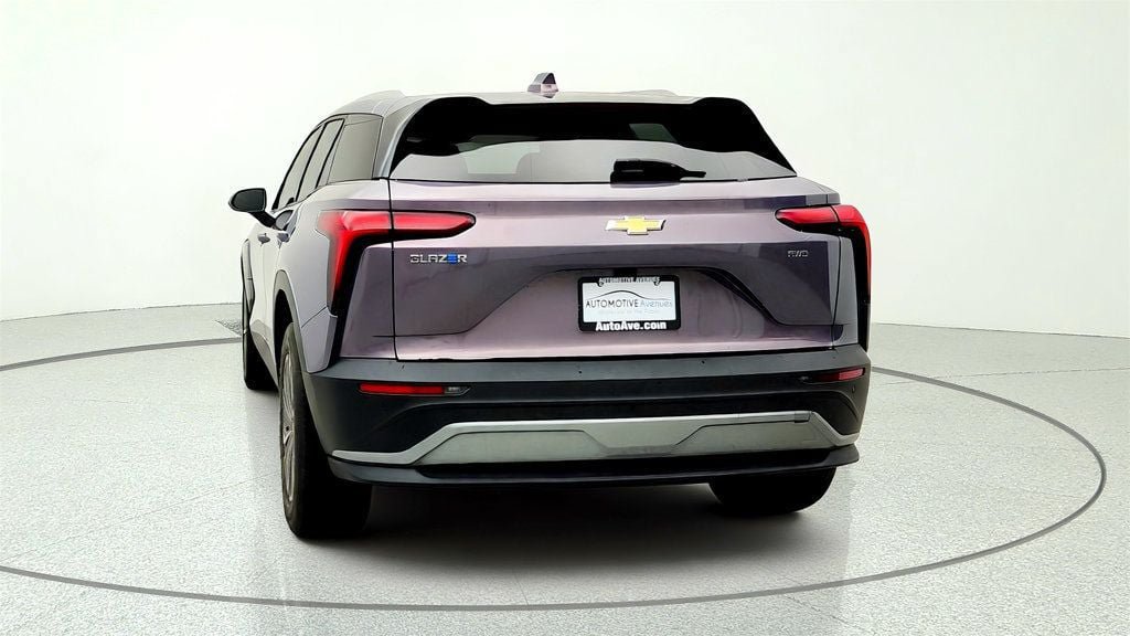Used 2024 Chevrolet Blazer EV LT AWD/4WD image 6