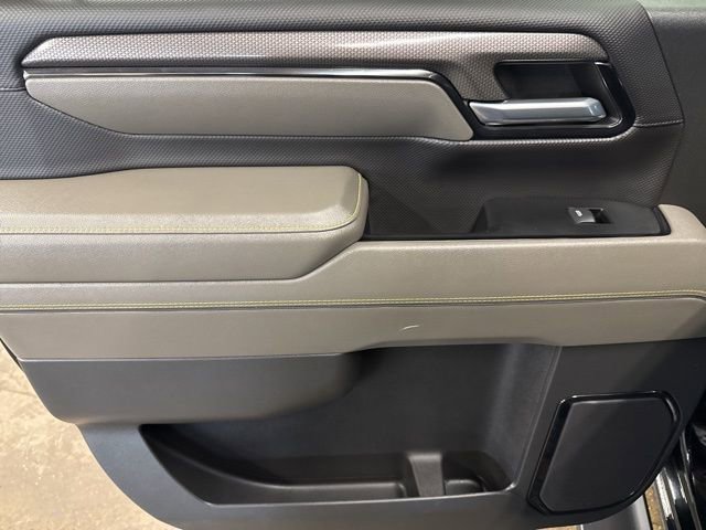 Used 2024 Chevrolet Silverado 2500 ZR2 w/ Technology Package image 20