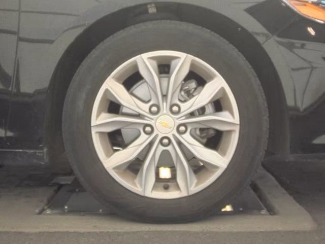 Used 2025 Chevrolet Malibu LT FWD image 20