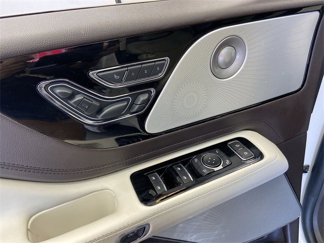 Used 2022 Lincoln Aviator Black Label w/ Dynamic Handling Package image 22
