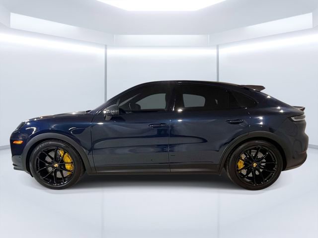Certified 2024 Porsche Cayenne Turbo GT image 4