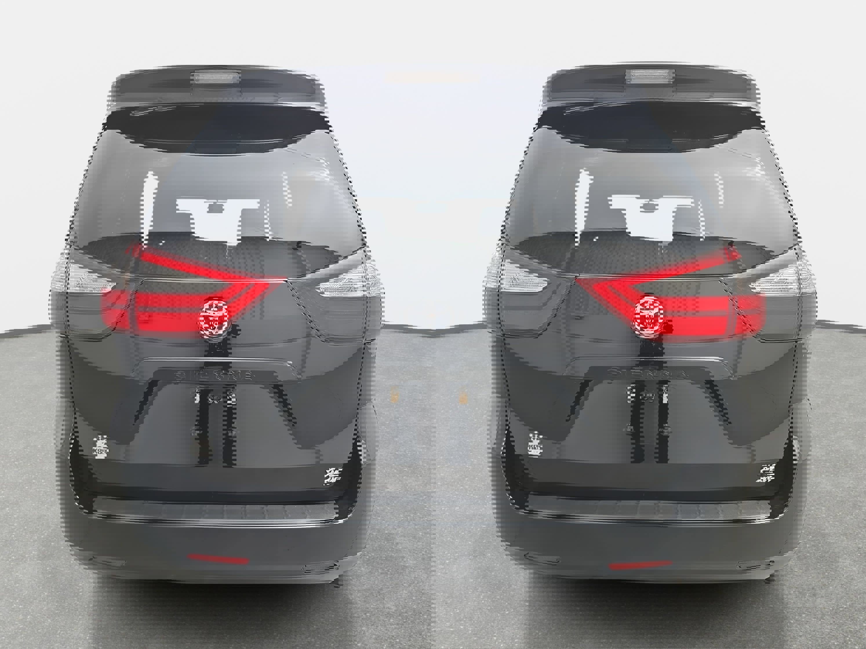 Used 2015 Toyota Sienna XLE image 4