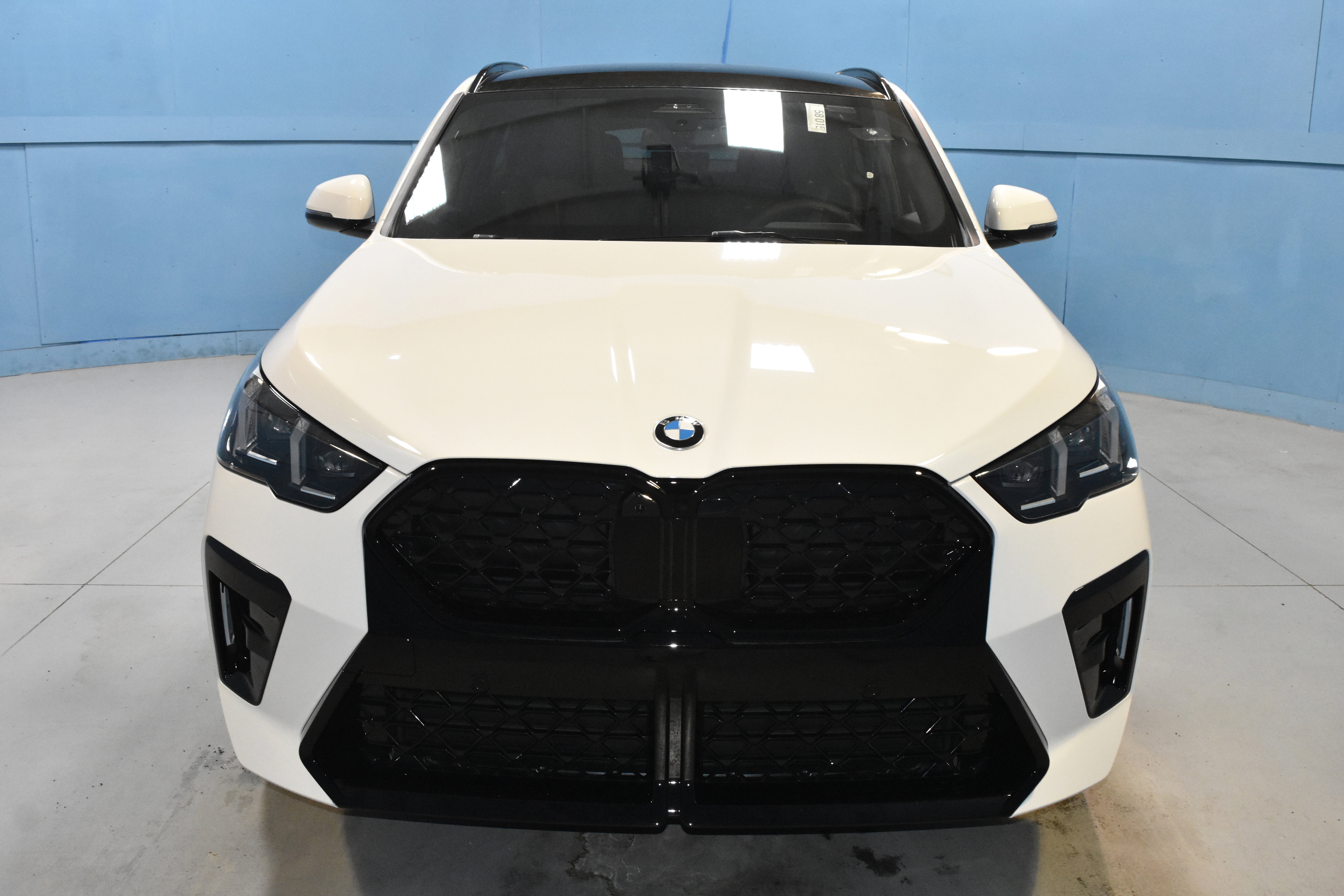 New 2025 BMW X2 xDrive28i w/ Technology Package image 19