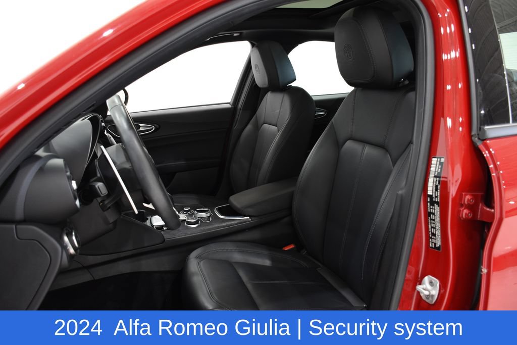 Used 2024 Alfa Romeo Giulia Sprint AWD/4WD image 20