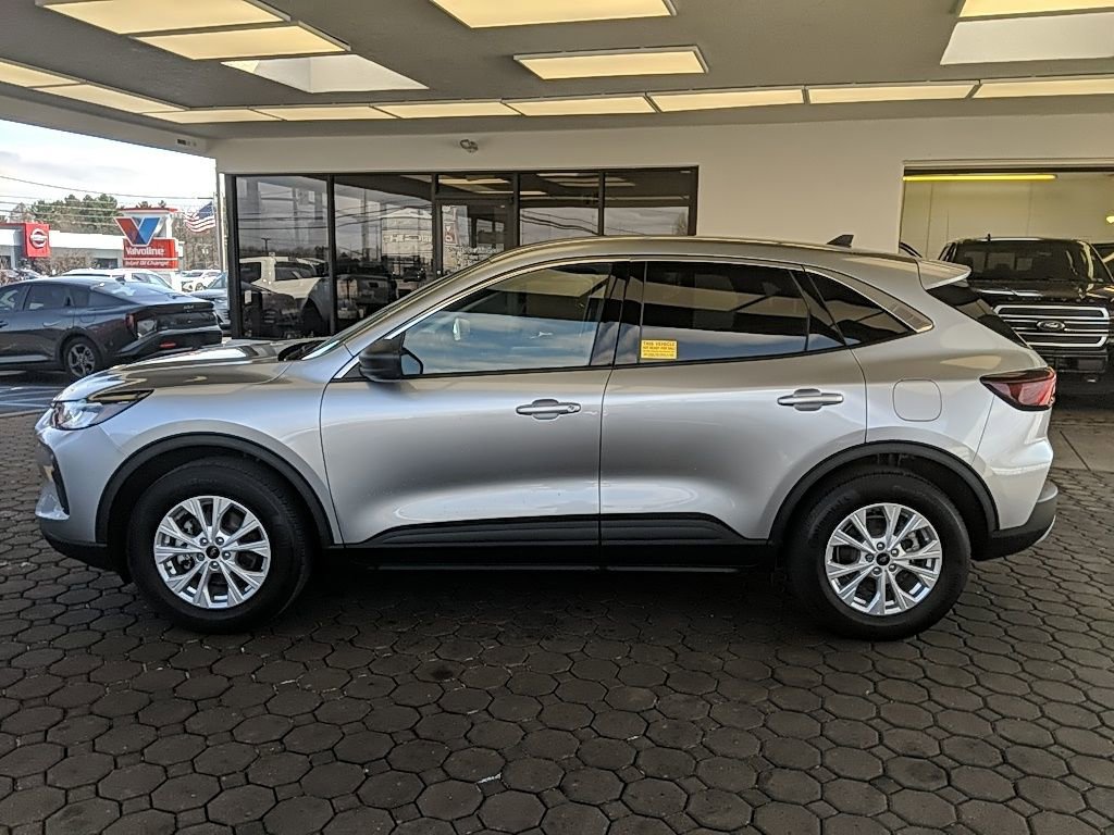 Certified 2024 Ford Escape Active AWD/4WD image 10