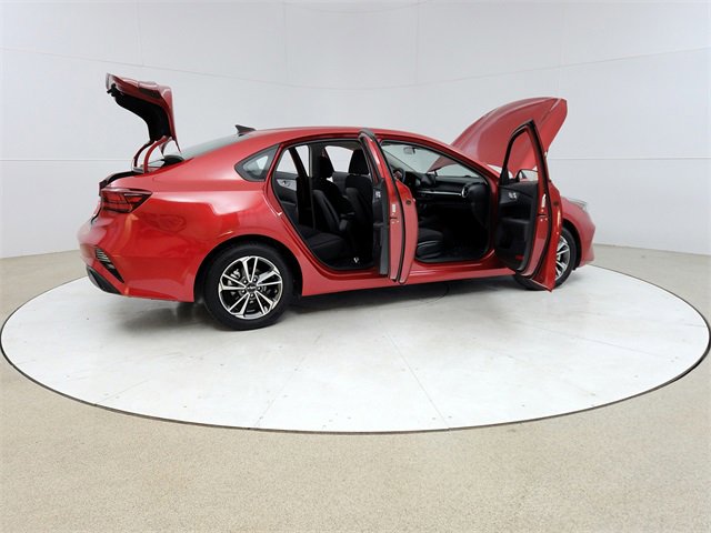 Used 2023 Kia Forte LXS image 12