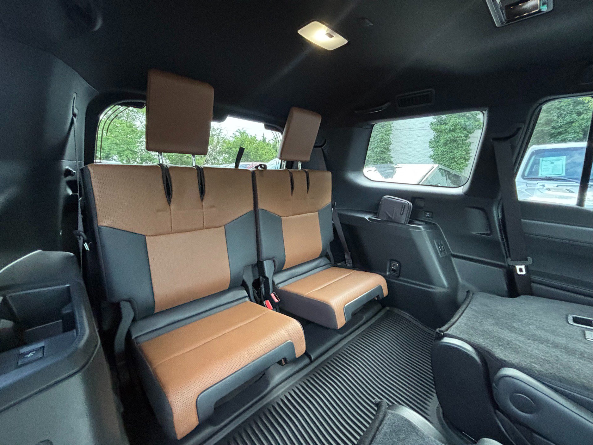 Used 2026 Lexus GX 550 w/ Accessory Package (2T) AWD/4WD image 43