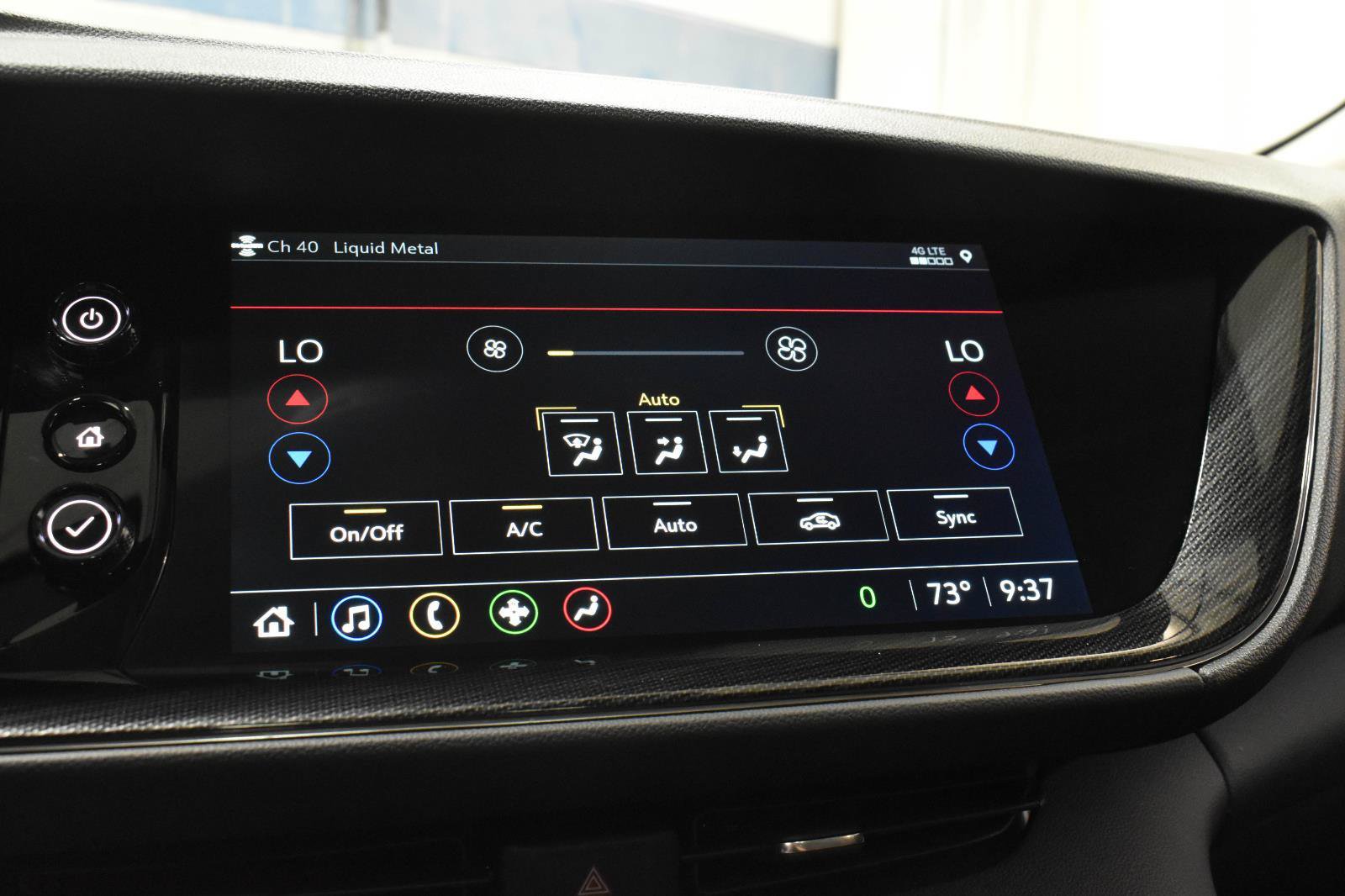 Used 2023 Buick Envision Essence w/ Sport Touring Package AWD/4WD image 18