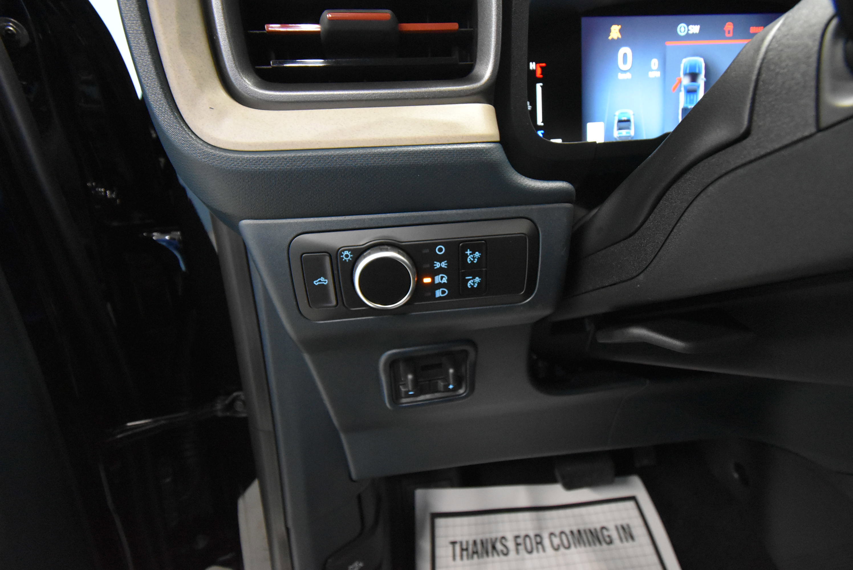 New 2026 Ford Maverick Lariat w/ 4K Tow Package AWD/4WD image 6
