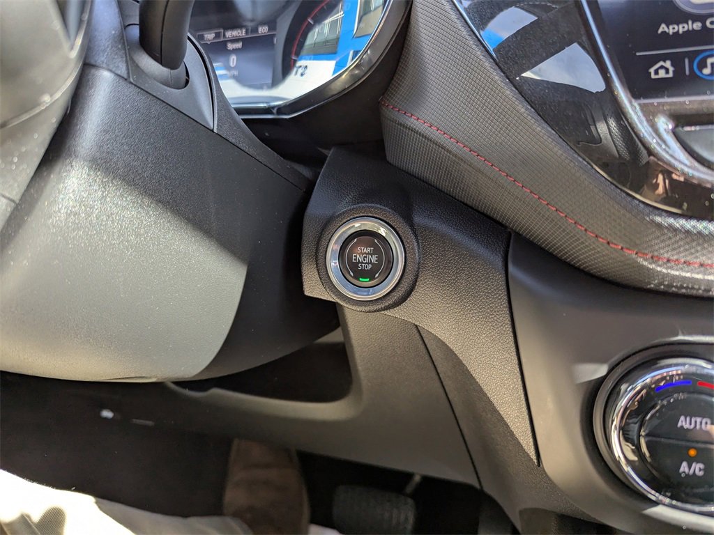 Used 2023 Chevrolet TrailBlazer RS w/ Sun and Liftgate Package image 18