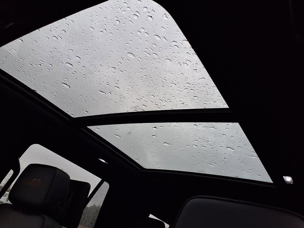 New 2026 Chevrolet Tahoe High Country image 17