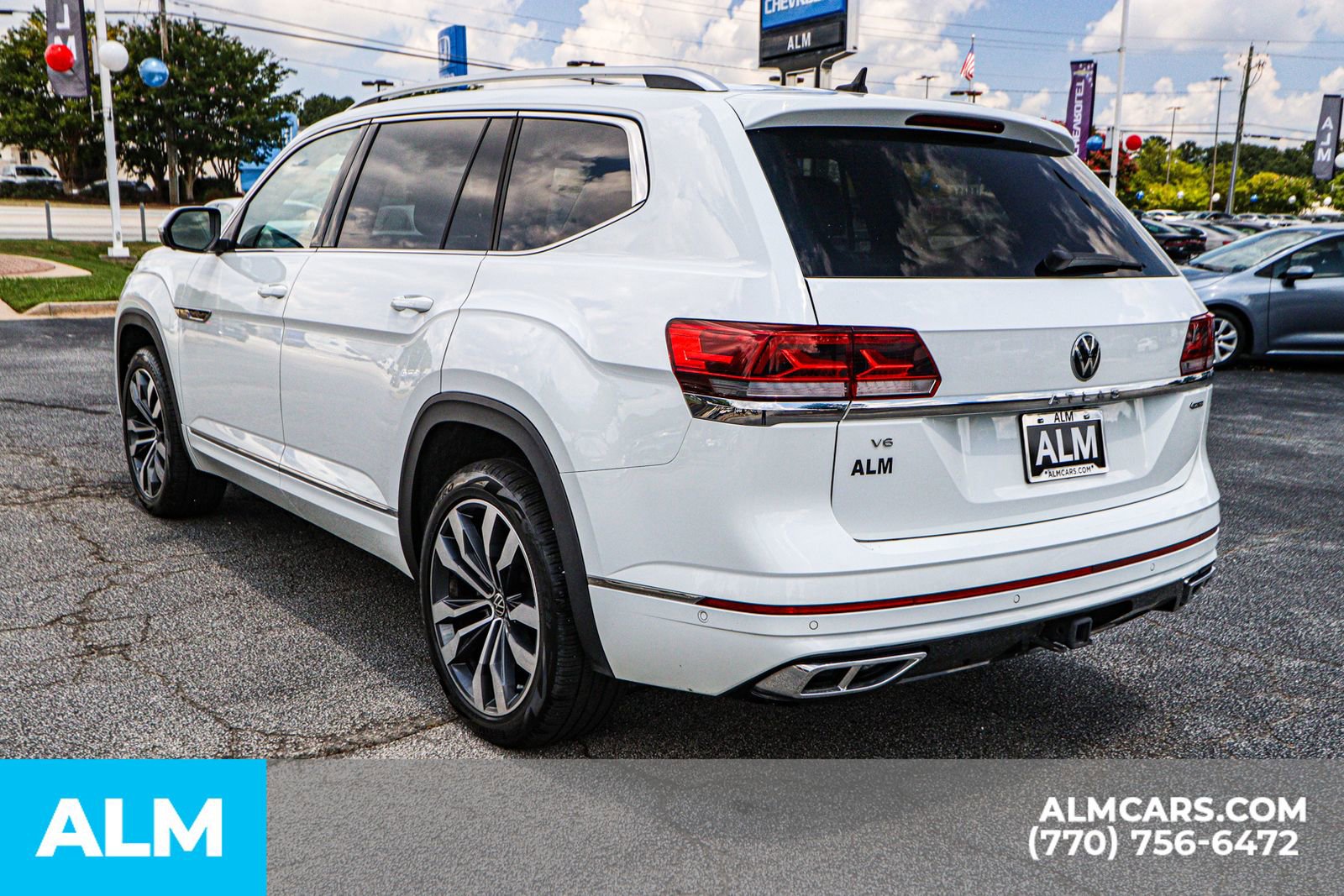 Used 2023 Volkswagen Atlas SEL Premium image 8