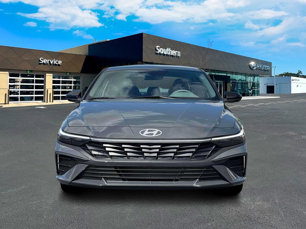 New 2026 Hyundai Elantra Sport FWD image 13