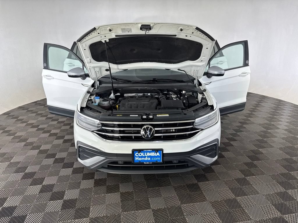 Used 2024 Volkswagen Tiguan Wolfsburg Edition AWD/4WD image 12