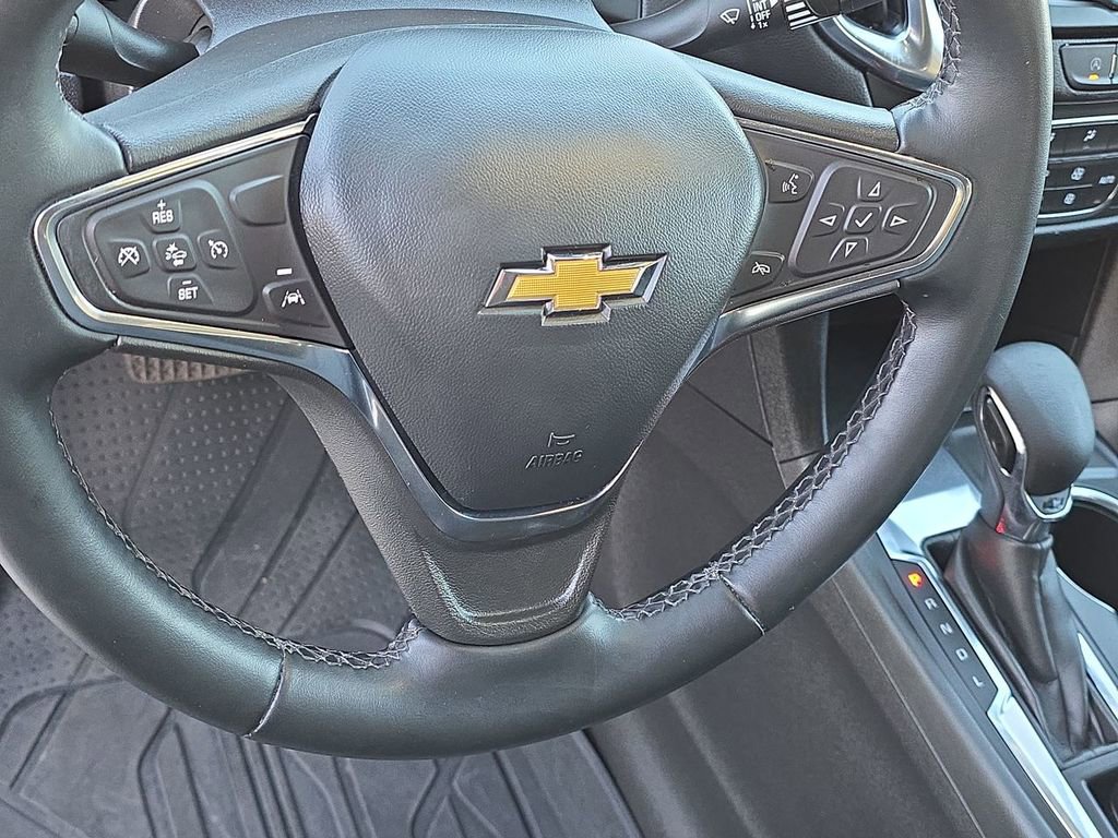 Used 2024 Chevrolet Equinox LT w/ LPO, Floor Liner Package image 11