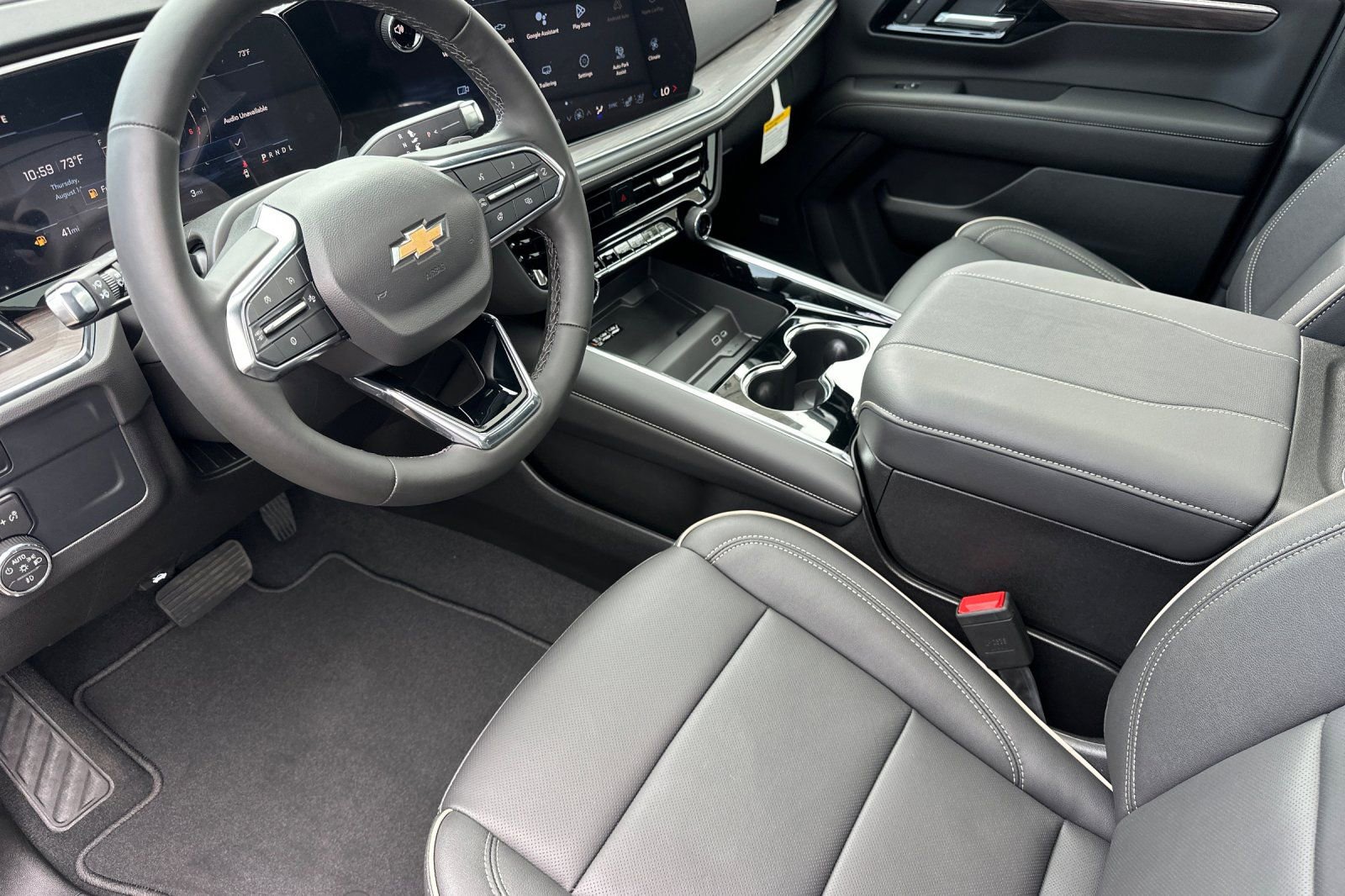 New 2025 Chevrolet Suburban Premier image 10