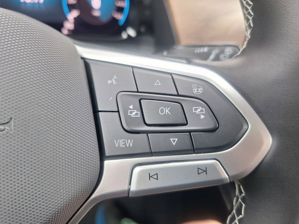 New 2026 Volkswagen Atlas SE image 14