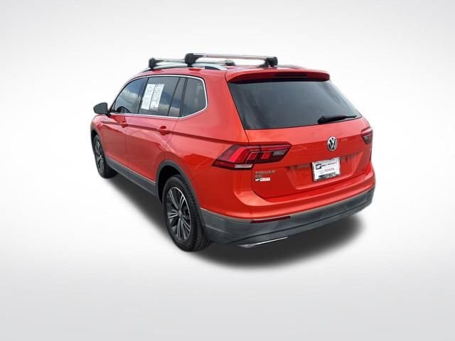 Used 2018 Volkswagen Tiguan SEL FWD image 3