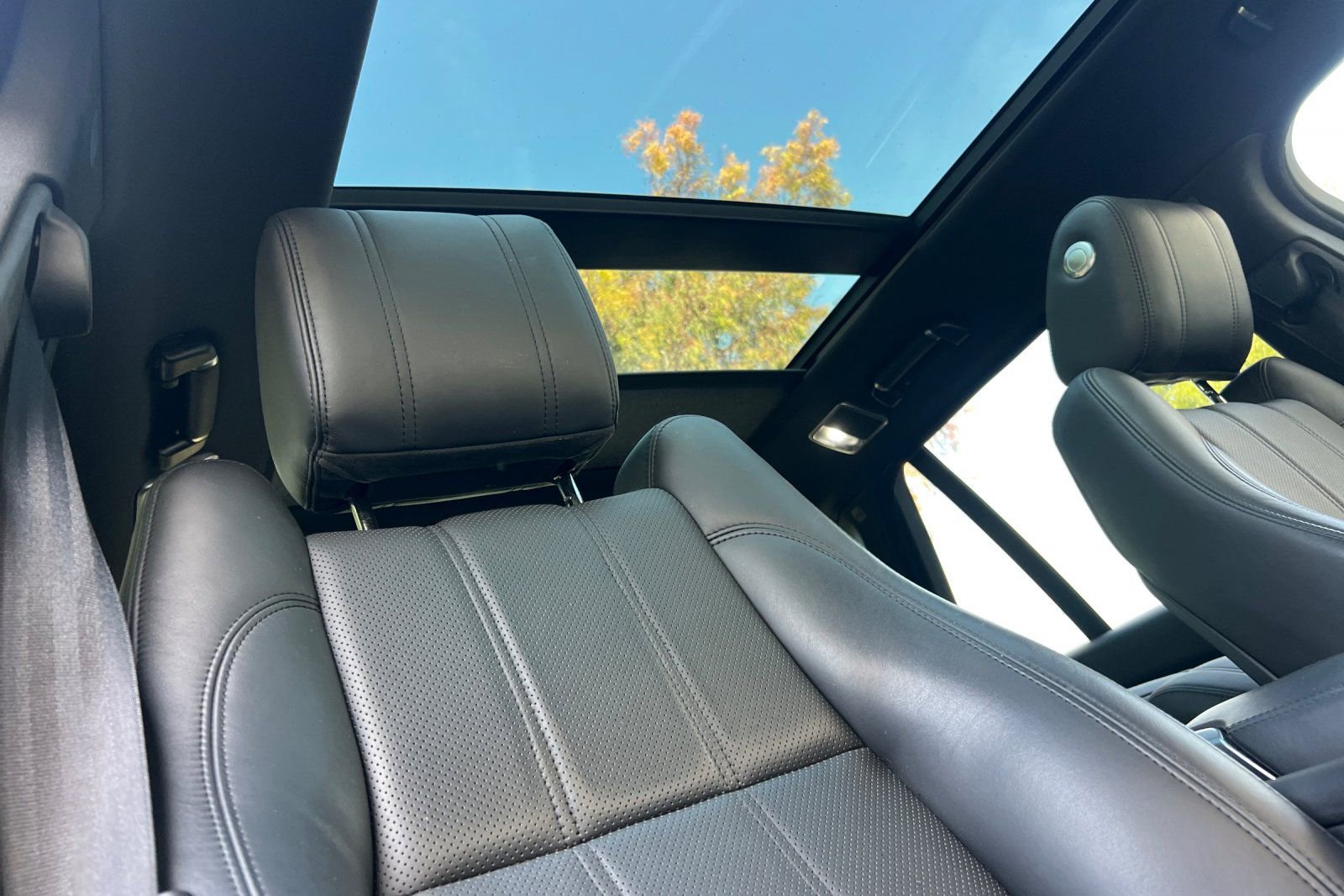 Used 2016 Land Rover Range Rover HSE AWD/4WD image 17