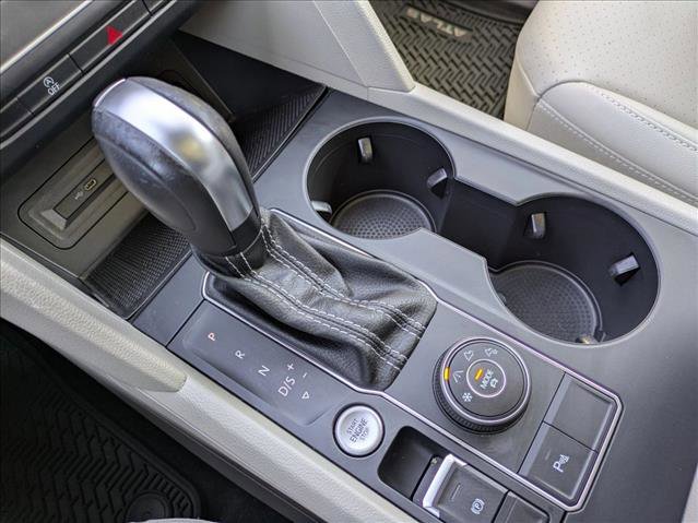 Used 2021 Volkswagen Atlas SE w/ Panoramic Sunroof Package image 12