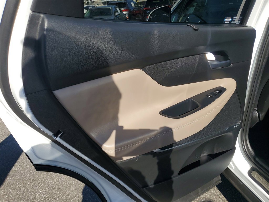 Used 2020 Hyundai Santa Fe Limited image 13