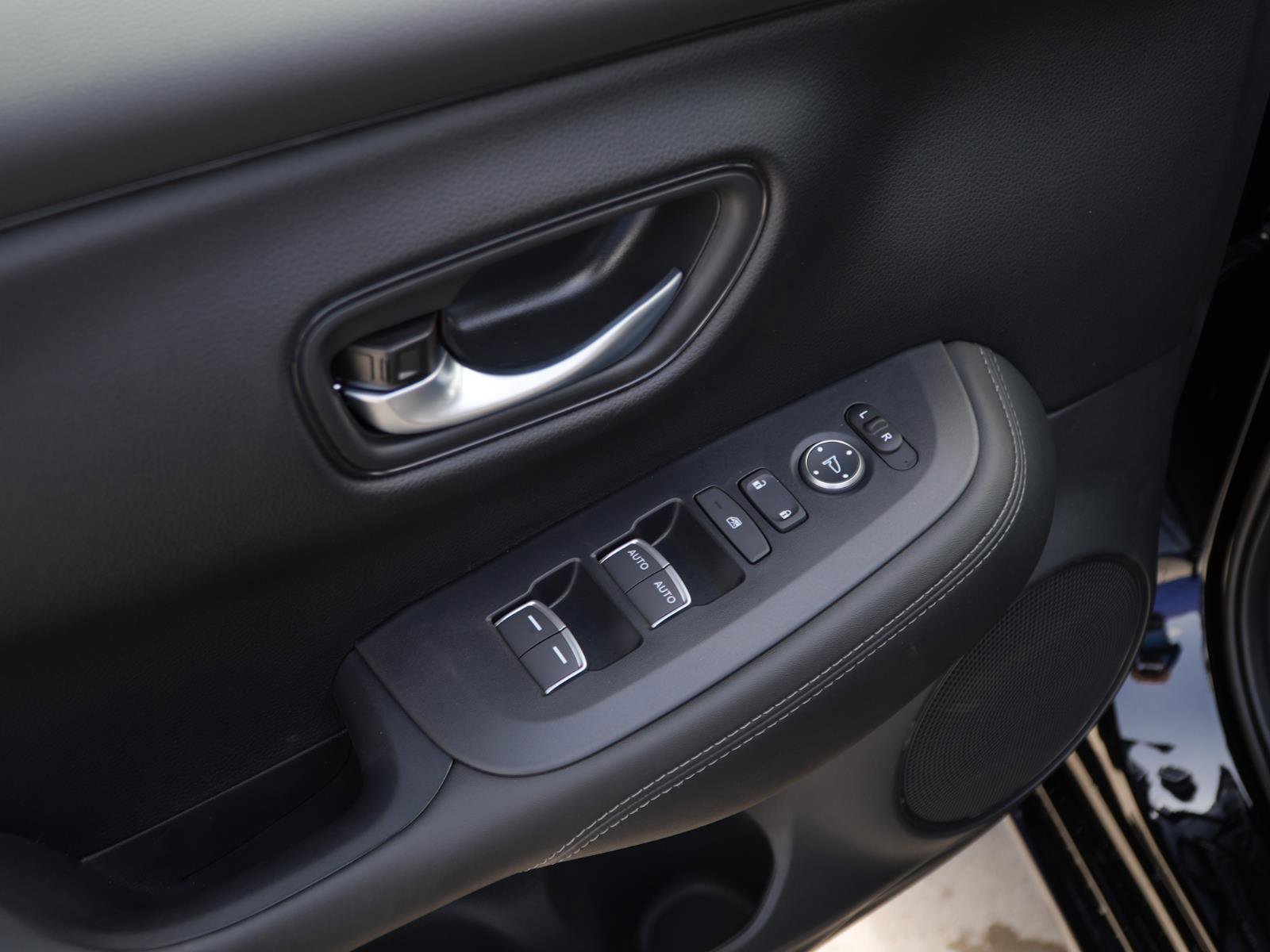 New 2026 Honda HR-V EX-L image 14